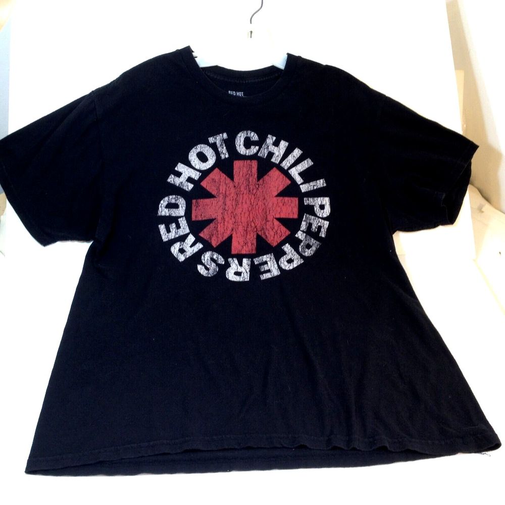 Red Hot Chili Peppers Tee T Shirt Adult Large Blackout Merch.  Easy Care